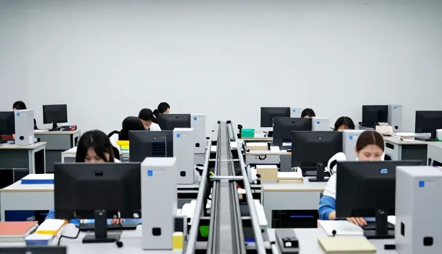智能广告投放工具